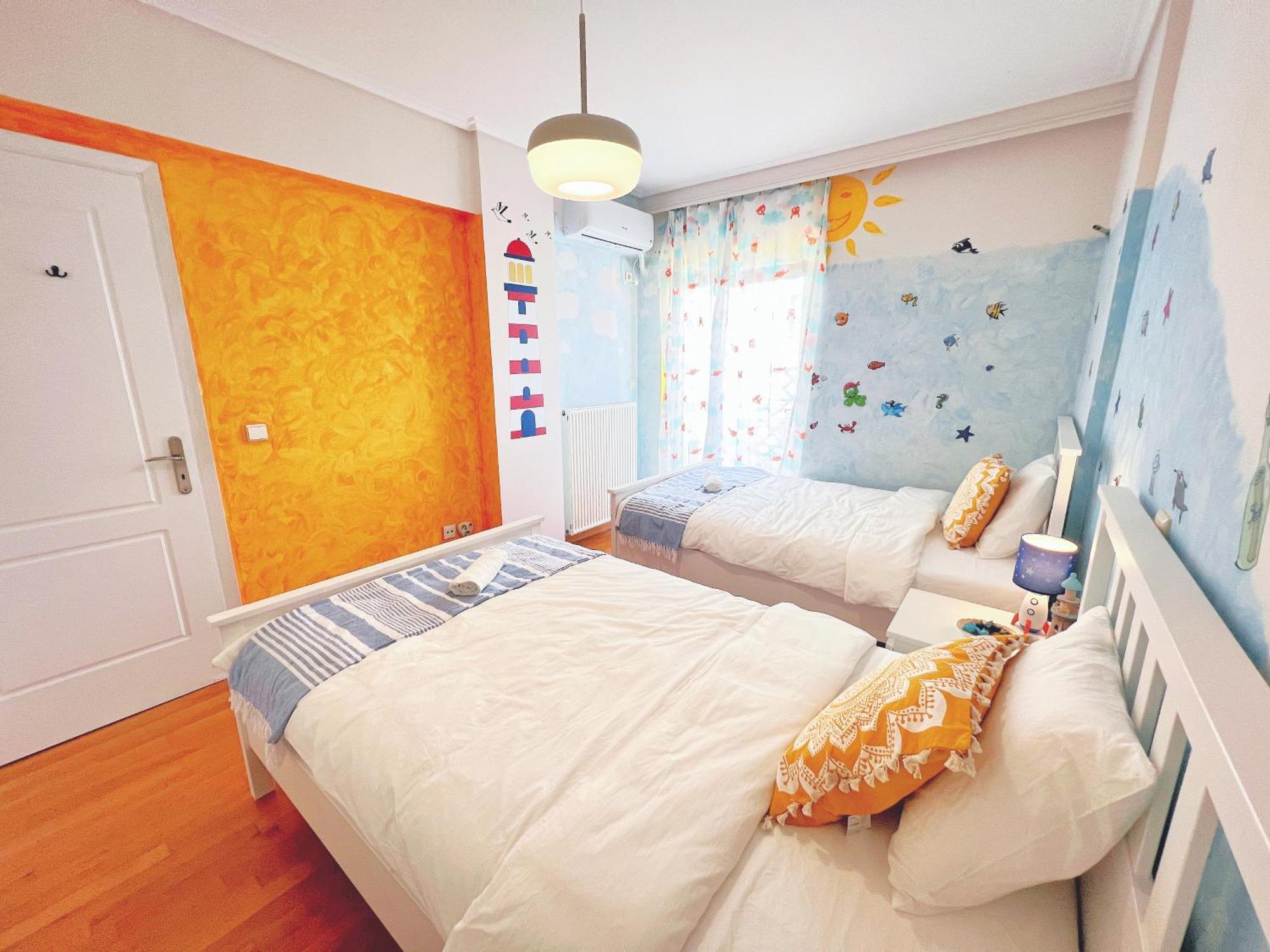 Cozy Fairytal Garden Apartment, Family Friendly, Free Parking, 15 Min To Airport Athena Bagian luar foto