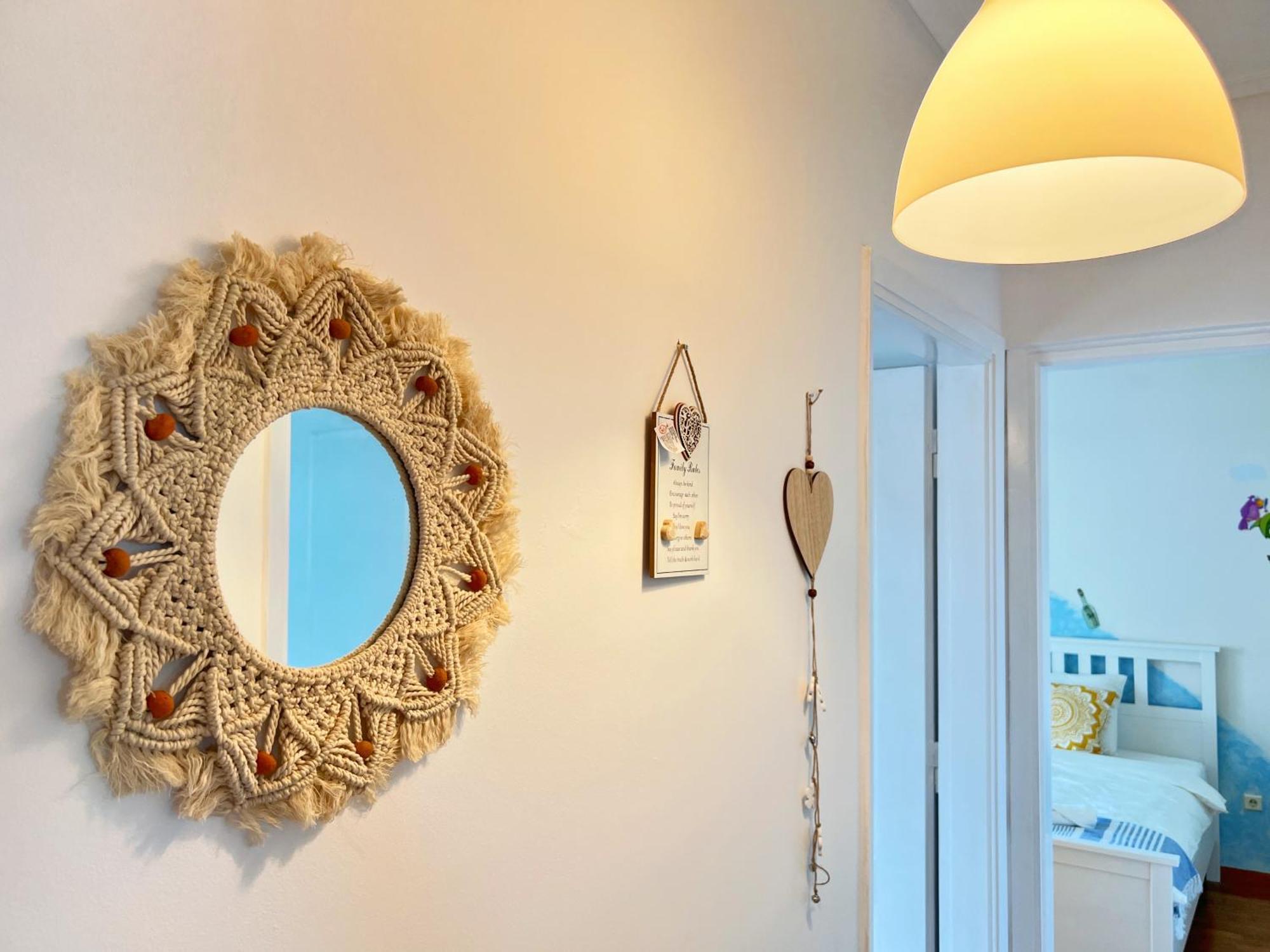 Cozy Fairytal Garden Apartment, Family Friendly, Free Parking, 15 Min To Airport Athena Bagian luar foto